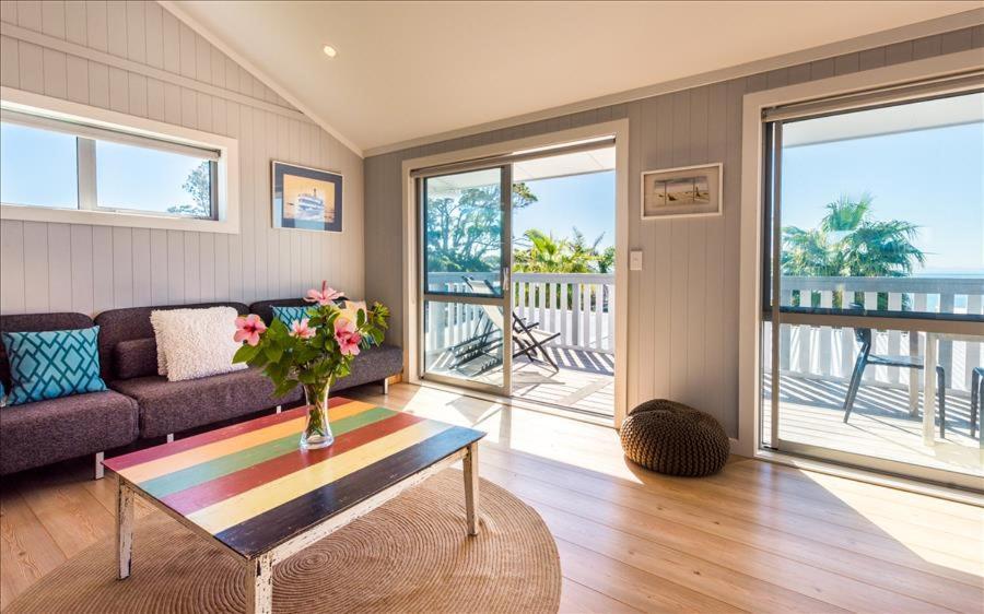 The Waiheke Pad - In The Heart Of Oneroa! Villa ภายนอก รูปภาพ